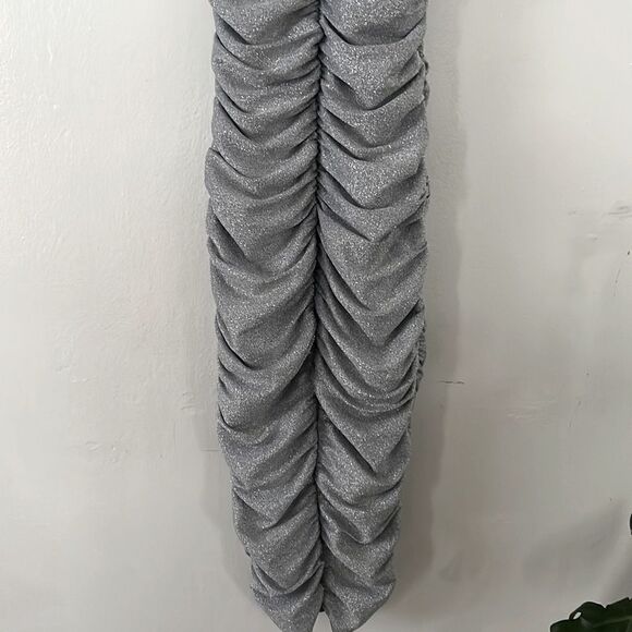 AX Paris gathered mini dress in silver metallic NWT - Picture 2 of 7